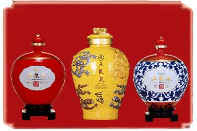 崇左大新县烟酒回收五粮液各种摆件.jpg
